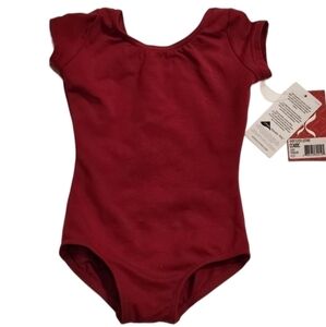 Capezio Classic Short Sleeve Leotard‎ Red Size XSmall